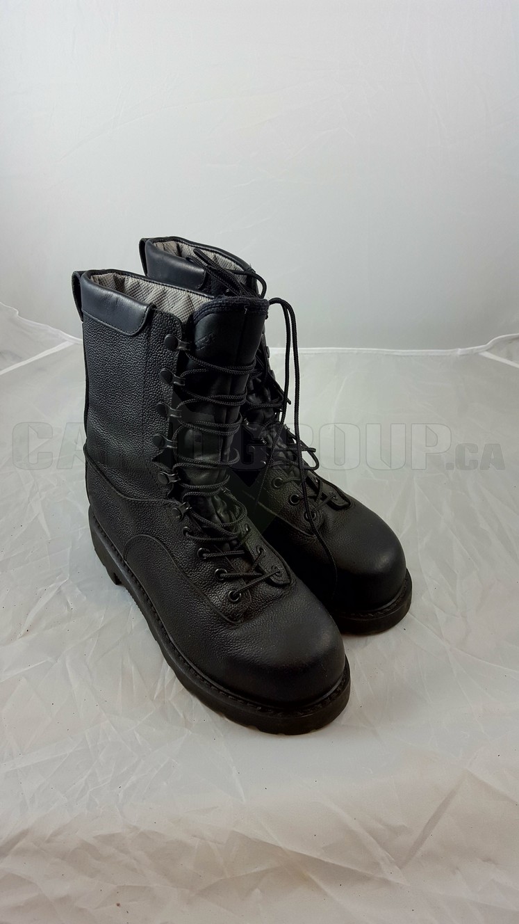cold weather steel toe boots